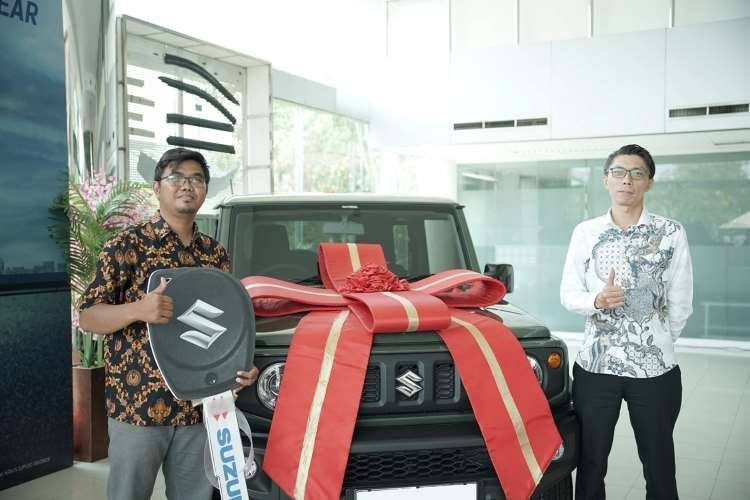 seremonial penyerahan suzuki jimny