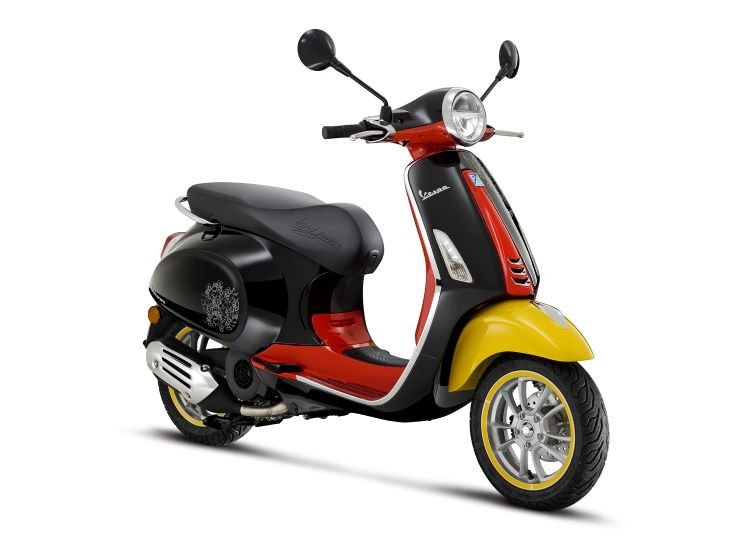 Disney Mickey Mouse Edition by Vespa