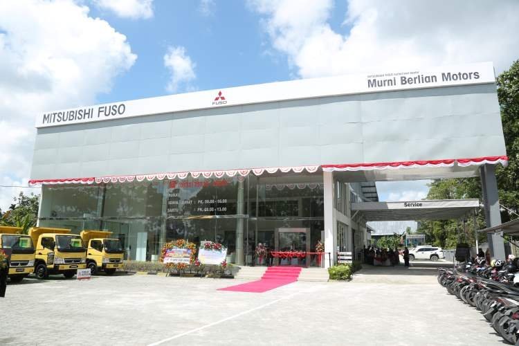 dealer fuso pangkalan bun