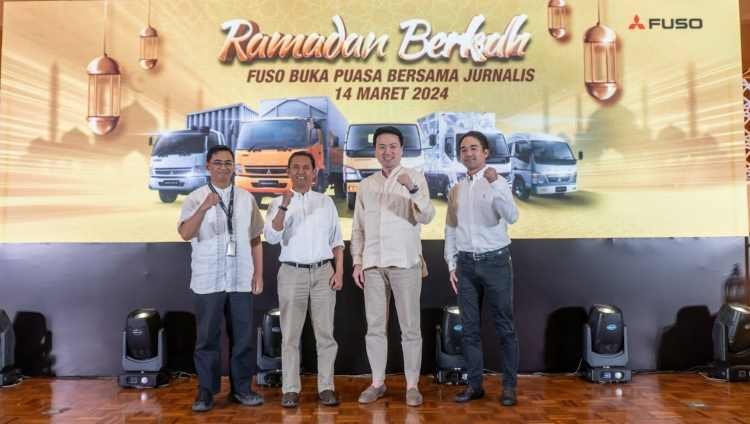 Data Penjualan Mitsubishi Fuso