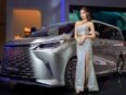 Lexus LM 500h